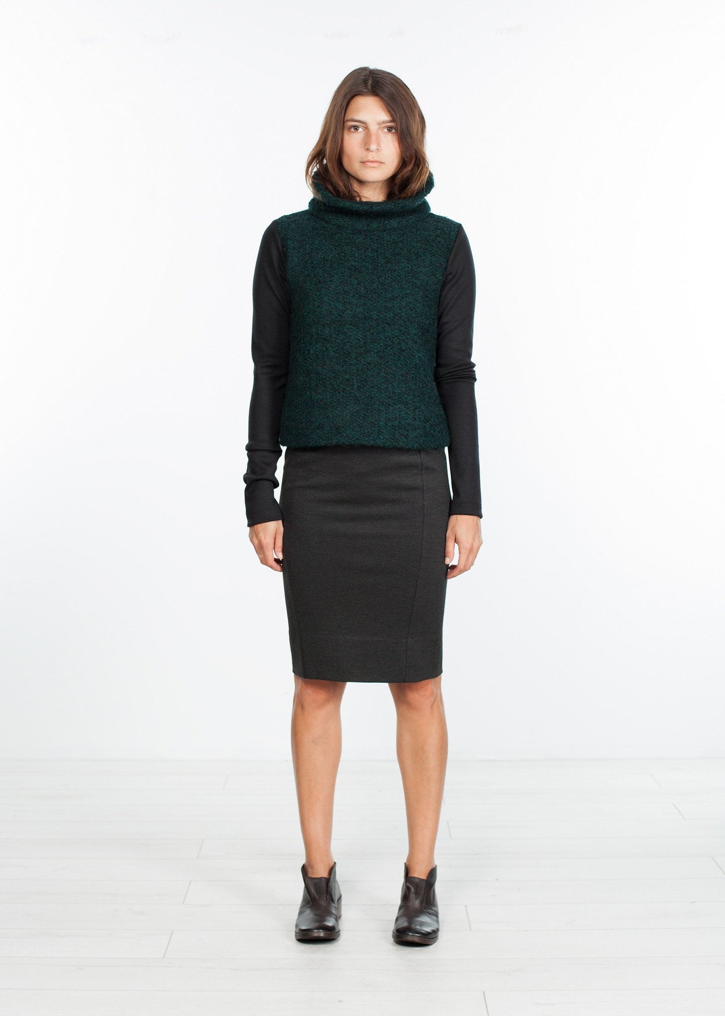 Boucle Turtle Neck in Green/Black - Dup